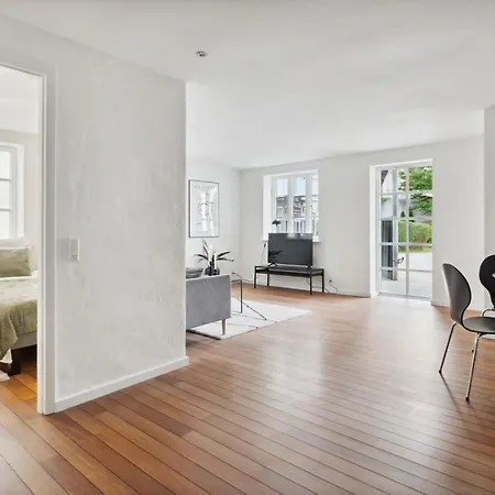 Hyggelig 2br M Privat Parkering Apartament *